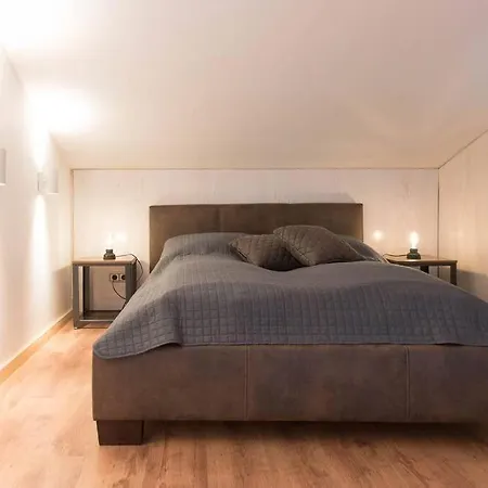Apartment Loft 13 - Business- Und Feriendomizil